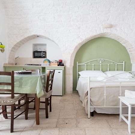 Вилла Casa Flanc - Charme Storico Nel Centro Di Остуни Экстерьер фото